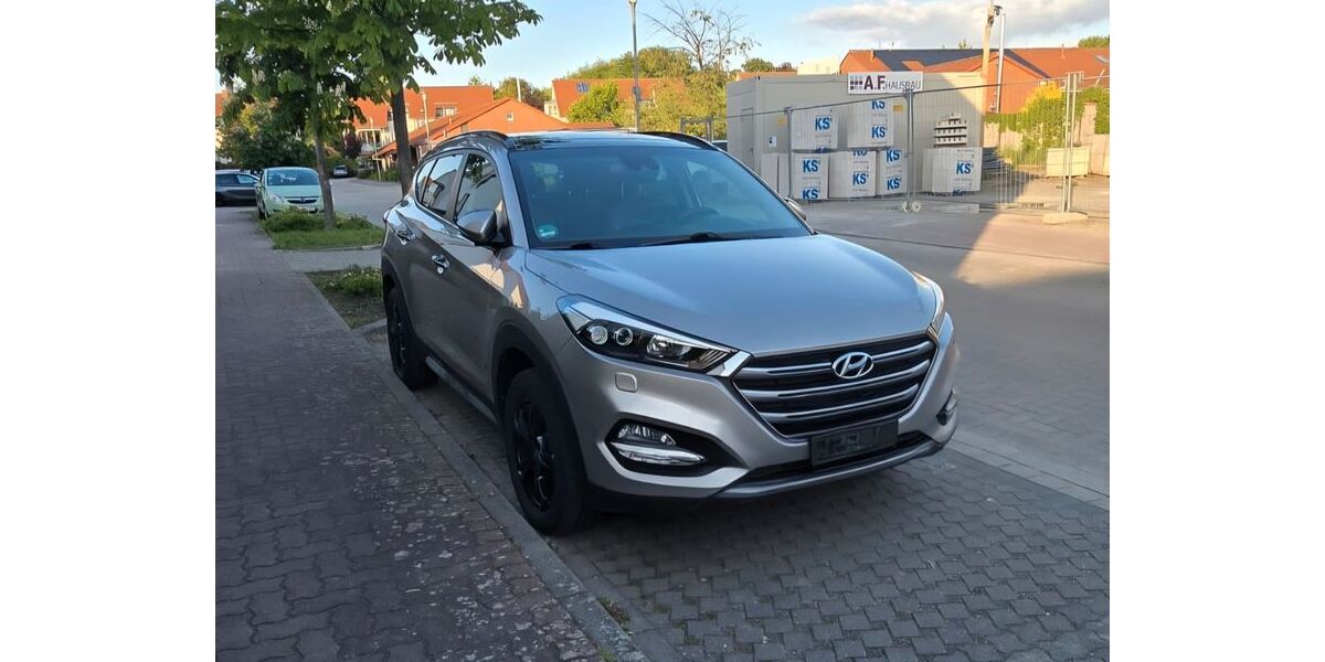 Hyundai TUCSON 67.400 km 17.500 &euro; Laatzen 30880