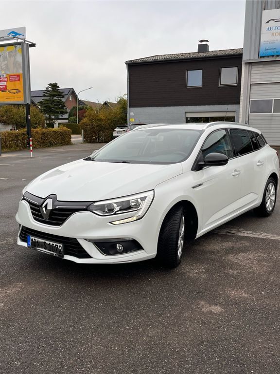 Renault Megane 93.000 km 10.900 € Simmerath 52152