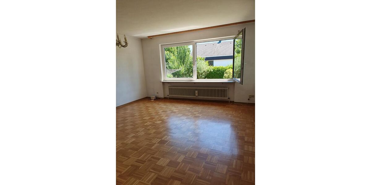 Einfamilienhaus Schwäbisch Gmünd Bargau - 9 Zimmer, 184 m&sup2;, 560.000&euro; | Angebot:26312414