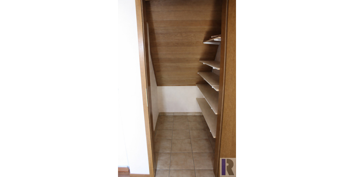 Etagenwohnung Saffig - 3 Zimmer, 105 m&sup2;, 234.000&euro; | Angebot:25800675