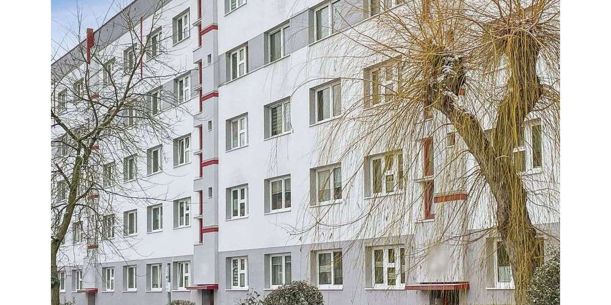 Wohnung zum Kaufen in Neubrandenburg 89.000 € 77.5 m² 4 zimmer