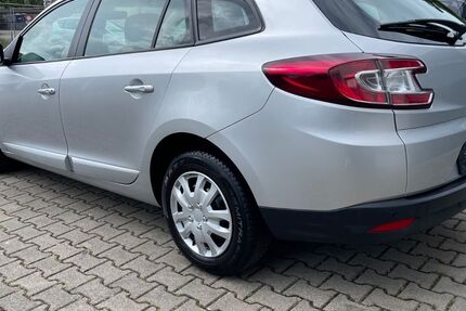Renault Megane 169.800 km 6.350 &euro; Bergisch Gladbach 51469