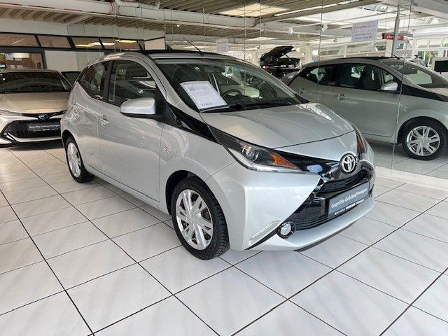Aygo (X)