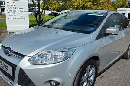 Ford Focus 89.000 km 8.590 &euro; Görlitz 02827