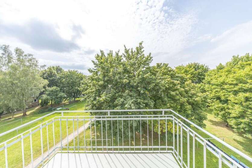 Wohnung zum Mieten in Löderburg 559 € 85.43 m²