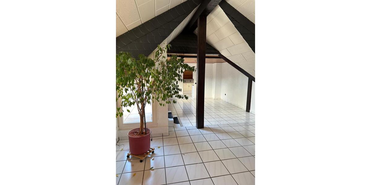 Etagenwohnung Idar-Oberstein Oberstein - 4 Zimmer, 107 m&sup2;, 950&euro; | Angebot:26375467