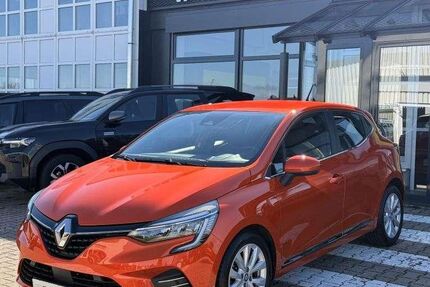 Renault Clio 20.677 km 12.950 € Neuhaus 98724