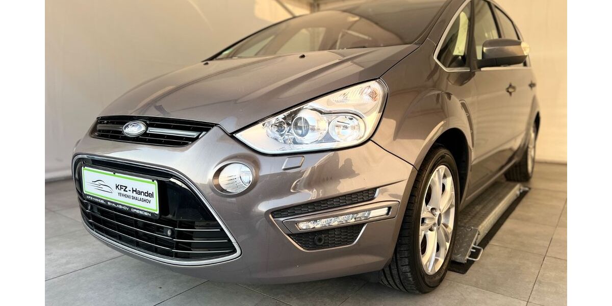 Ford S-Max 306.000 km 4.370 &euro; Dresden 01067