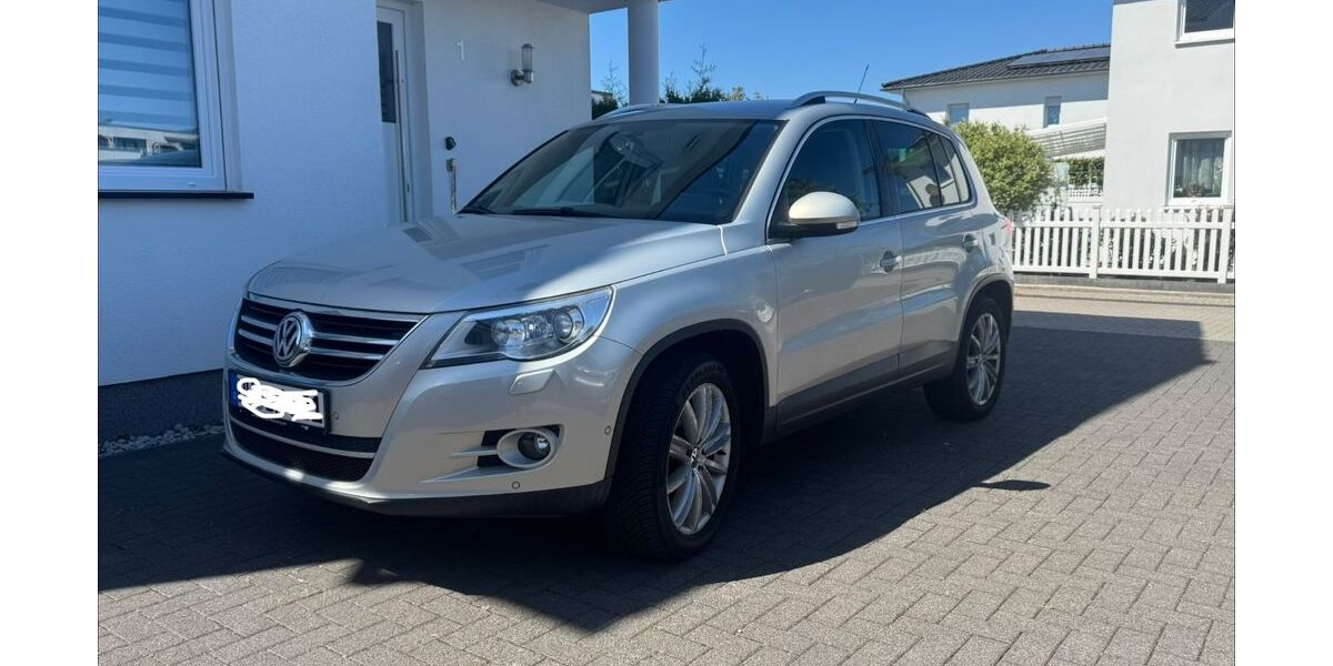 VW Tiguan 199.999 km 7.600 &euro; Hamburg 21147