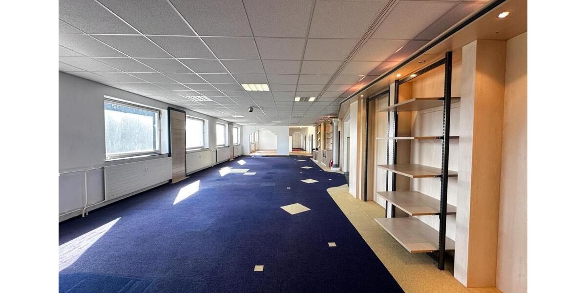 Gewerbeobjekt Schwarzhofen - 650&euro; | Angebot:26105727