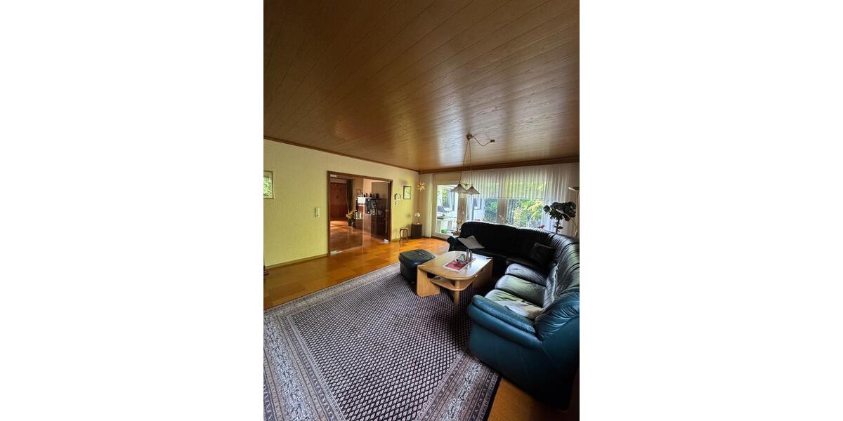 Bungalow Würzburg Heuchelhof - 5 Zimmer, 122 m&sup2;, 469.000&euro; | Angebot:26859193