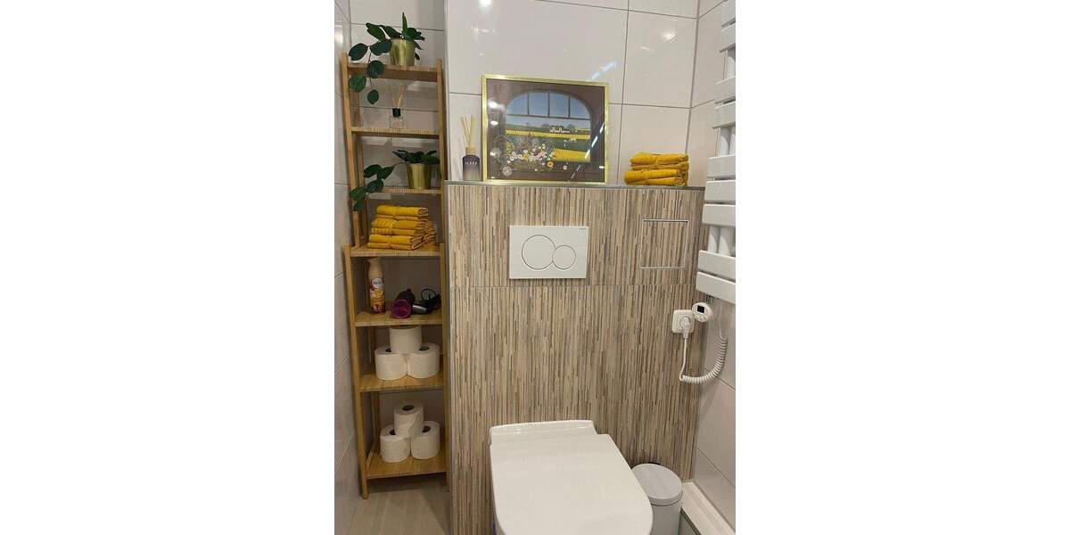 Etagenwohnung Hamburg Rahlstedt - 5 Zimmer, 120 m&sup2;, 3.990&euro; | Angebot:25657547