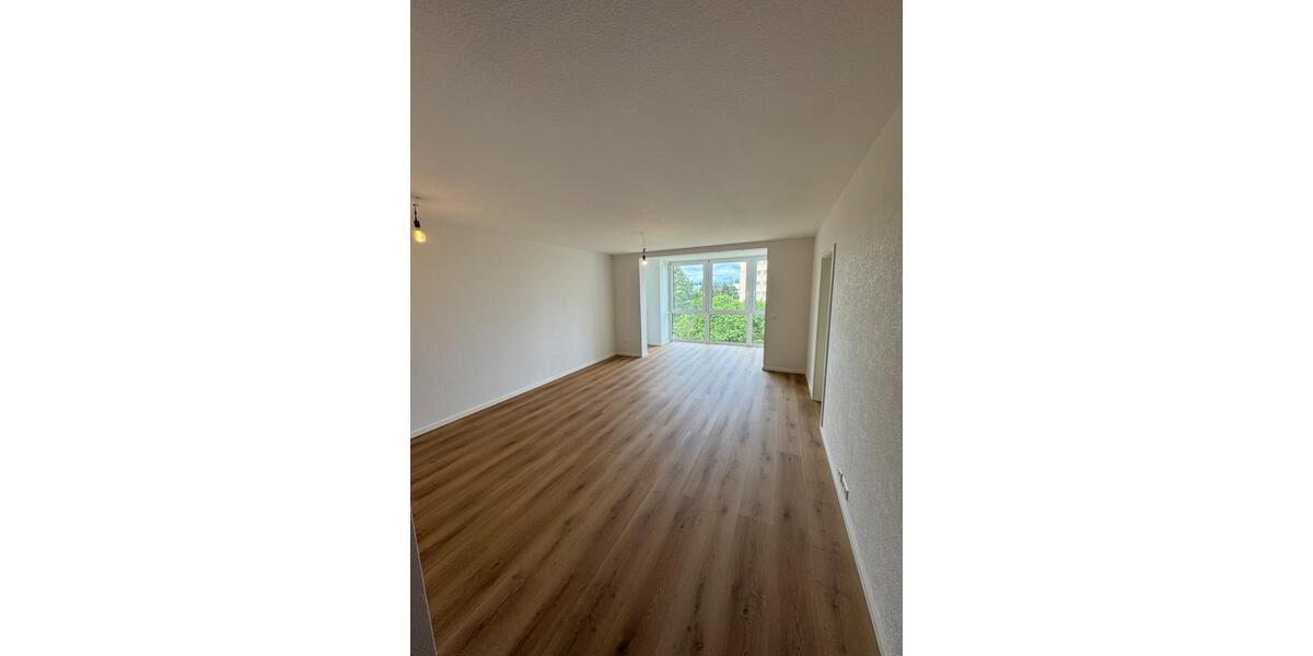 Etagenwohnung Limburgerhof - 3 Zimmer, 88 m&sup2;, 359.000&euro; | Angebot:26840330