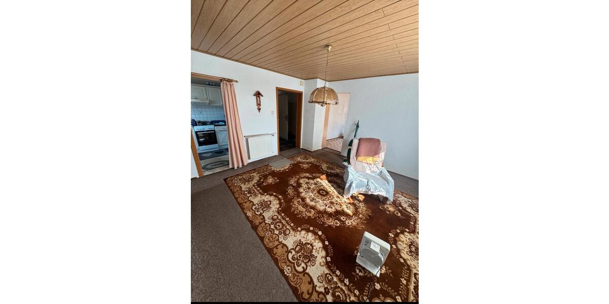 Einfamilienhaus Hohenstein-Ernstthal Ernstthal - 9 Zimmer, 140 m&sup2;, 79.000&euro; | Angebot:24615172