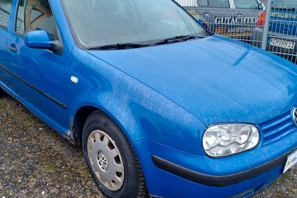 VW Golf 79.150 km 3.900 &euro; Neusorg 95700