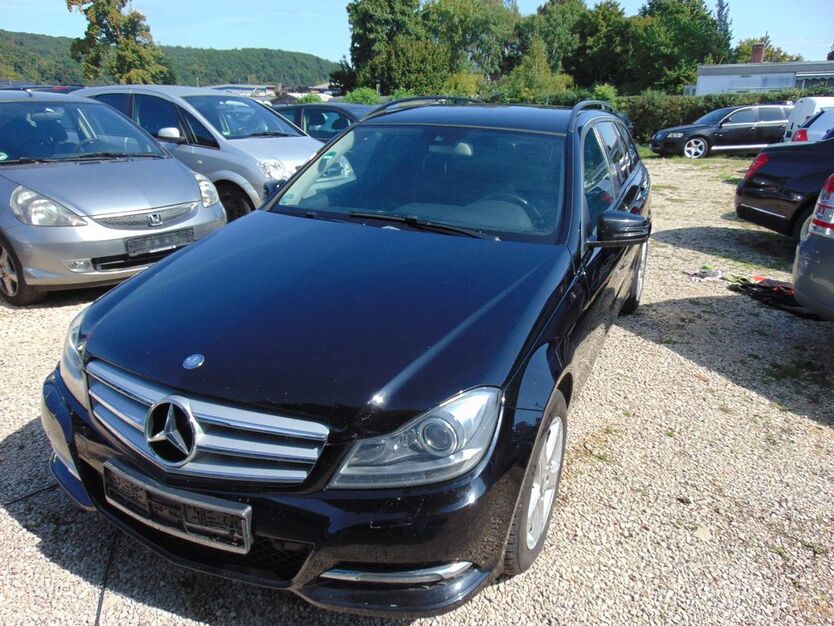 Mercedes-Benz C 200 310.000 km 5.200 € Tegernheim 93105