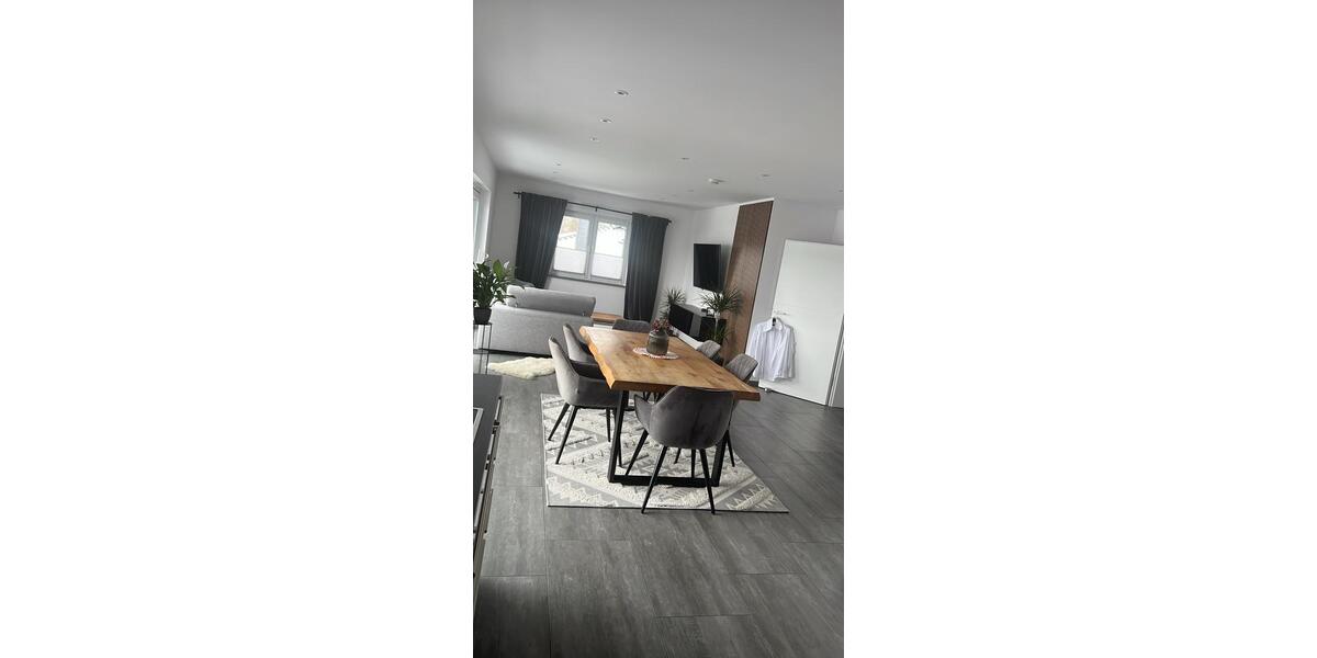 Dachgeschoßwohnung Velpke - 3 Zimmer, 100 m&sup2;, 1.150&euro; | Angebot:25391456