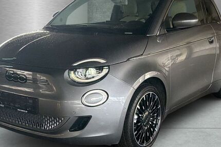 Fiat 500e 12.840 km 22.950 &euro; Lübeck 23558