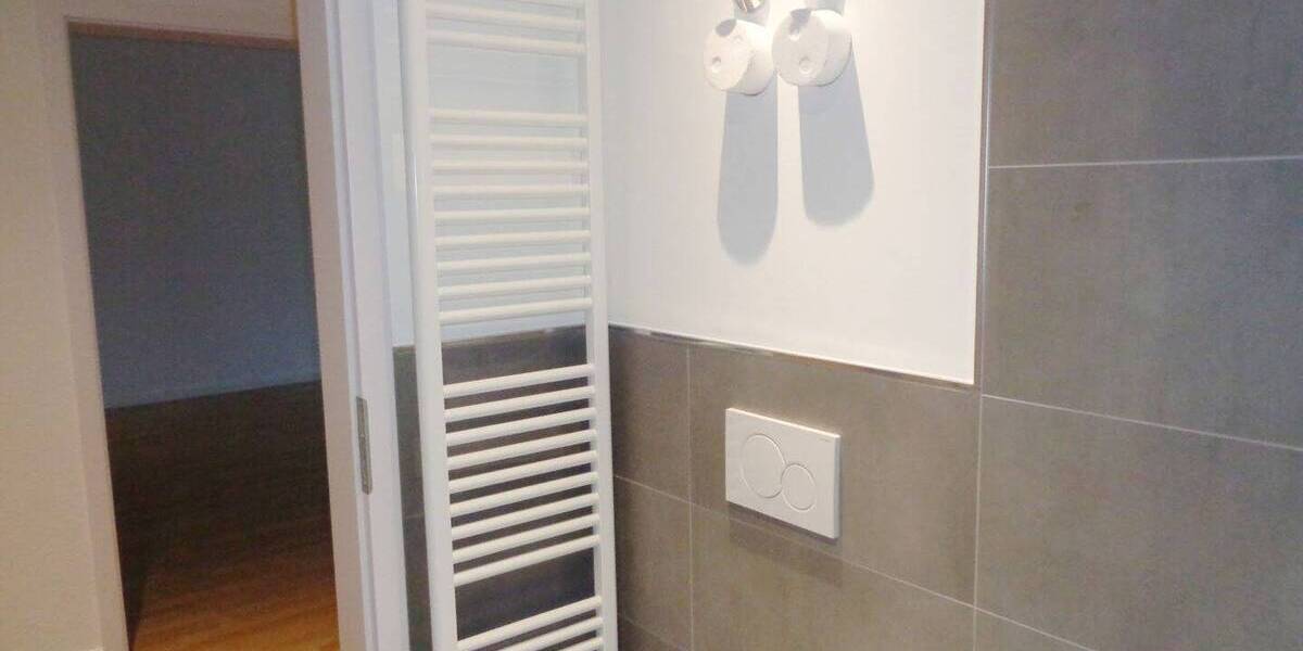 Einziehen und Wohlfühlen! 3 Zimmer- Wohnung mit Balkon, Einbauküche, Bad mit Wanne, Keller 3 zimmer