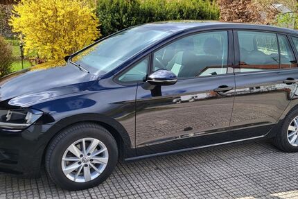VW Golf Sportsvan 41.901 km 12.900 &euro; Ramsau 84437