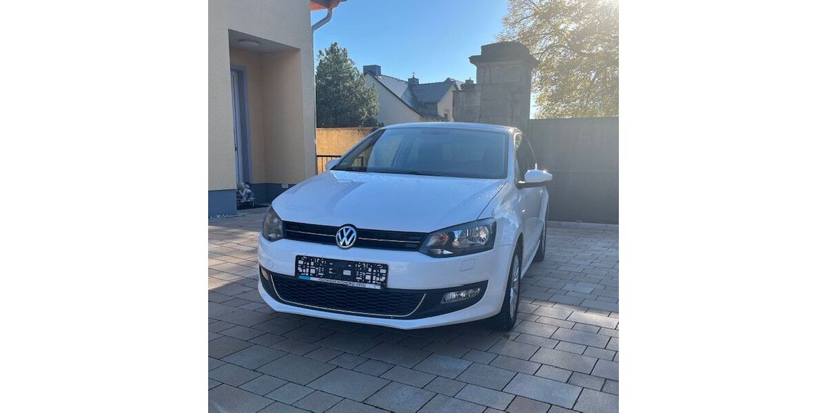 VW Polo 121.800 km 5.998 € Lützen 06686