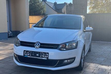 VW Polo 121.800 km 6.145 € Lützen 06686