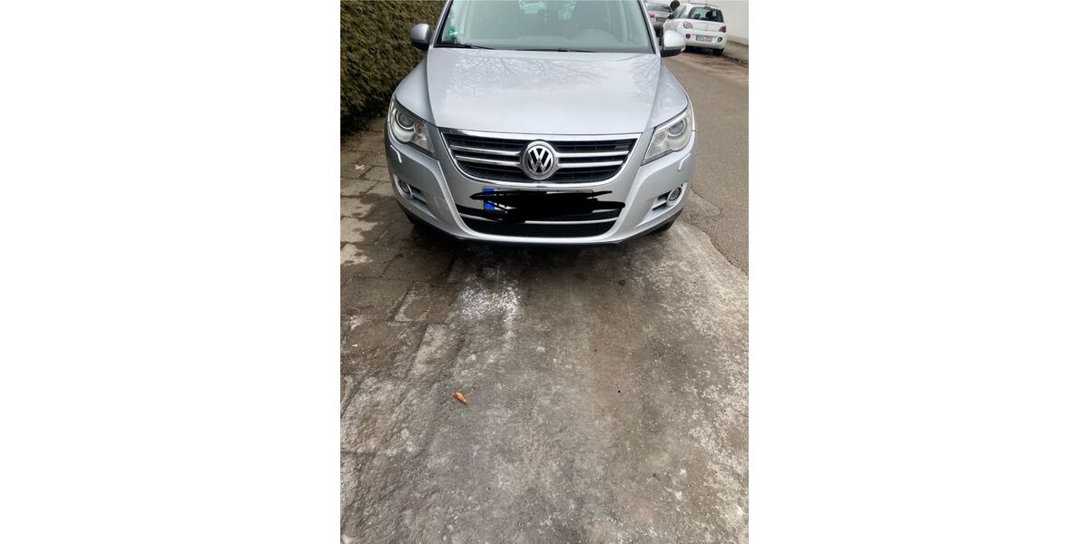 VW Tiguan 118.000 km 10.100 &euro; München 81735