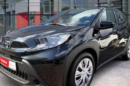 Toyota Aygo (X) 2.567 km 15.450 &euro; Halstenbek 25469