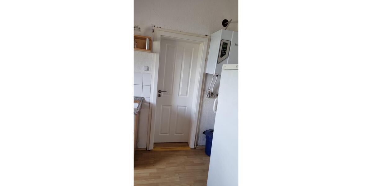 Etagenwohnung Ludwigshafen am Rhein Mundenheim - 3 Zimmer, 100 m&sup2;, 1.000&euro; | Angebot:26689078