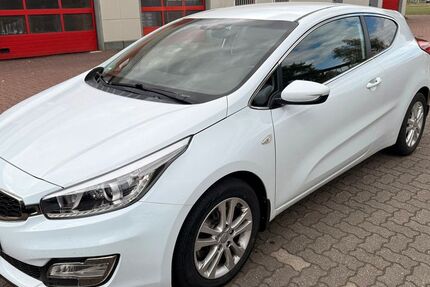 Kia ceed / Ceed 139.000 km 7.690 &euro; Rathenow 14712