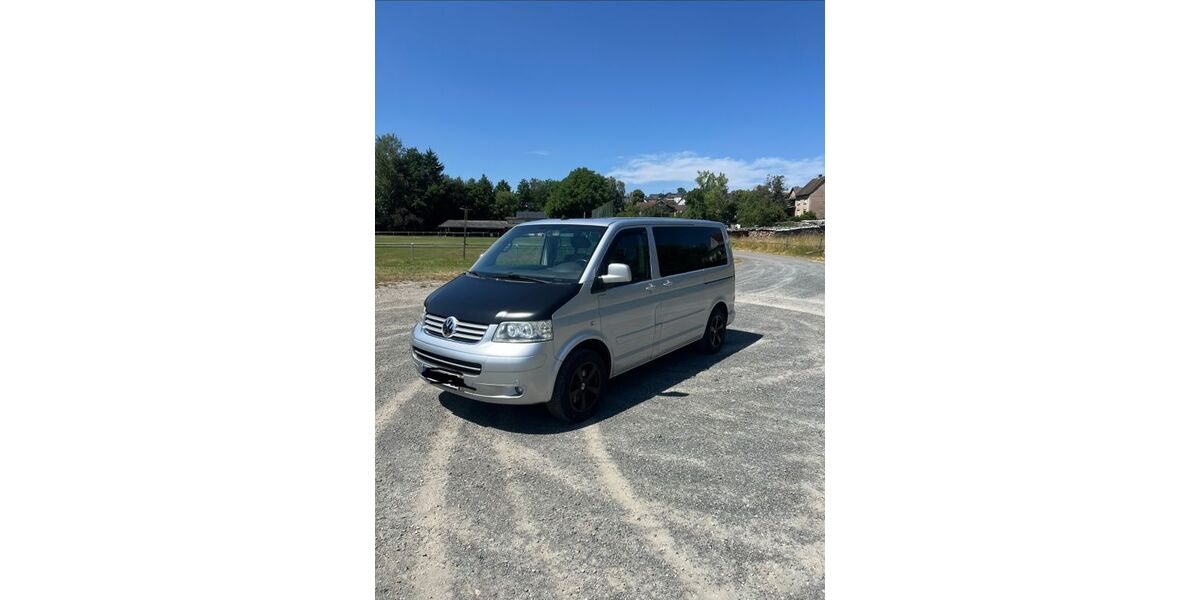 VW T5 Multivan 323.000 km 7.600 &euro; Waldsolms 35647