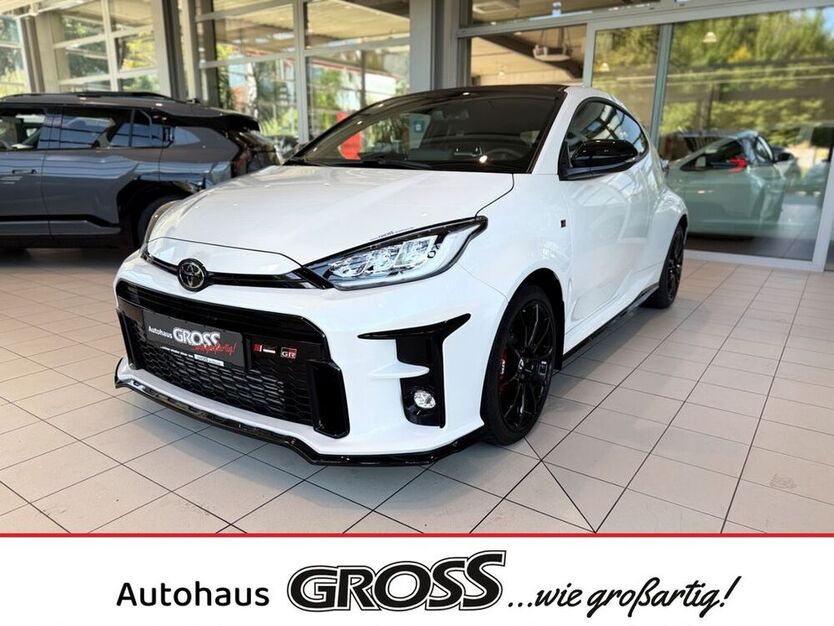 Yaris