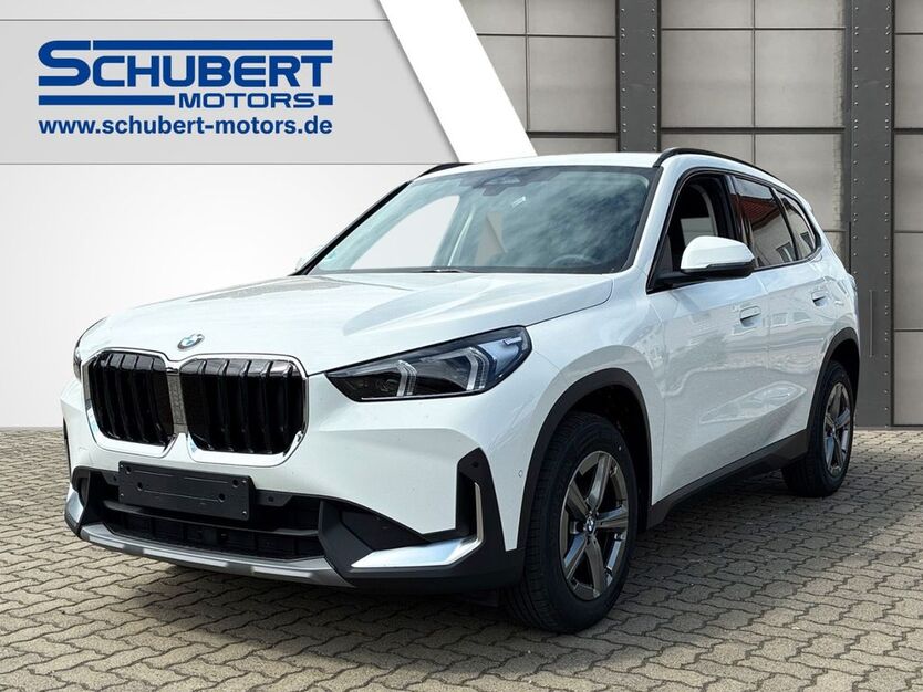 BMW X1 1.500 km 39.900 € Oschersleben 39387