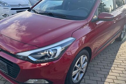 Hyundai i20 96.000 km 8.500 &euro; Kassel 34123