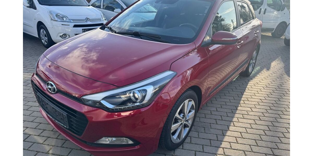 Hyundai i20 96.000 km 8.500 &euro; Kassel 34123