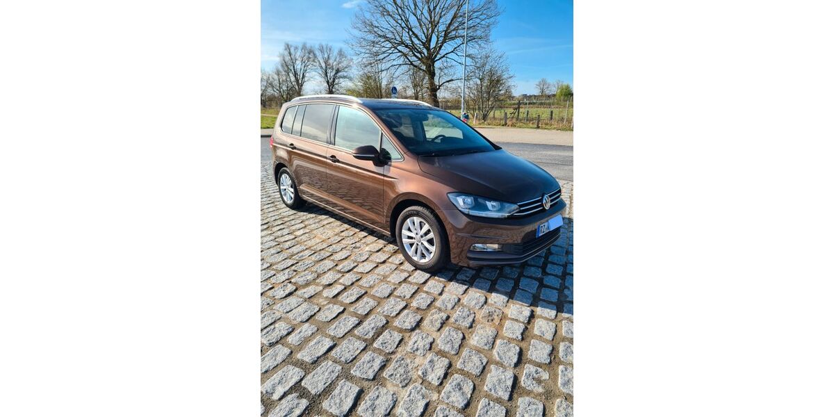 VW Touran 131.500 km 13.950 &euro; Schwarzenbek 21493