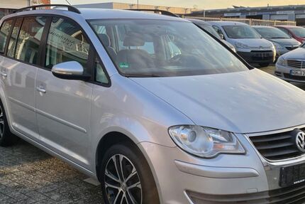 VW Touran 216.000 km 1.999 &euro; Nordhorn 48529
