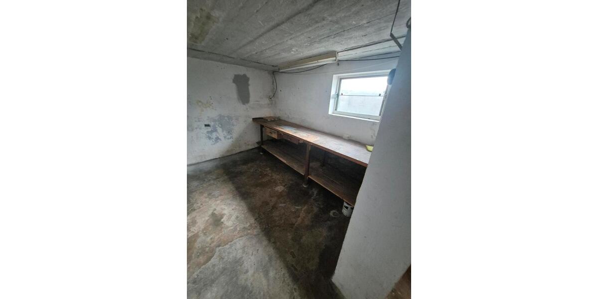 Etagenwohnung Varel - 4 Zimmer, 80 m&sup2;, 1.000&euro; | Angebot:25430096