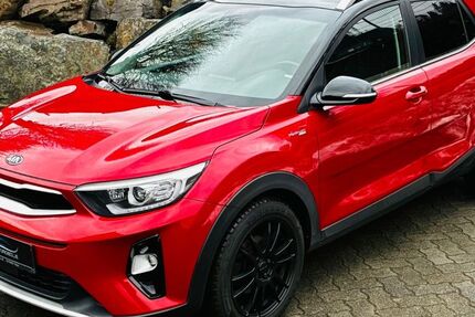 Kia Stonic 74.000 km 13.999 &euro; Olpe 57462