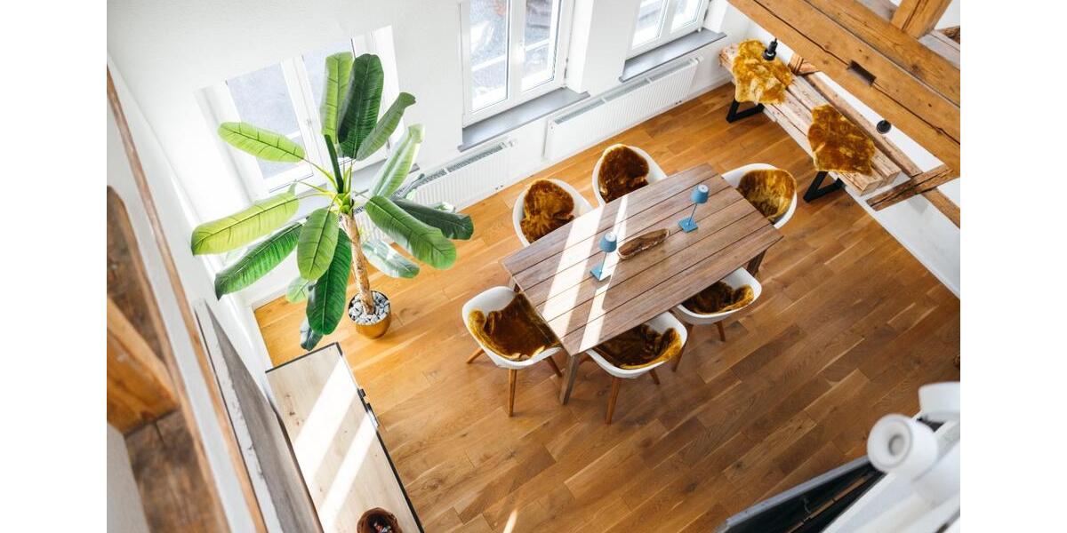 Möbliertes Penthouse mit Dachterrasse in der Altstadt 4 zimmer