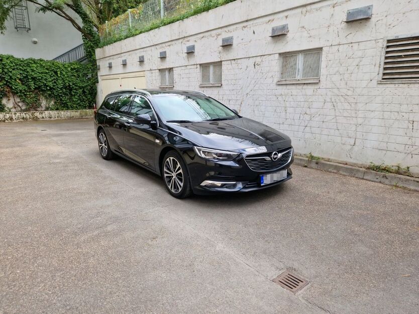 Opel Insignia 194.000 km 13.000 € Frankfurt 60385