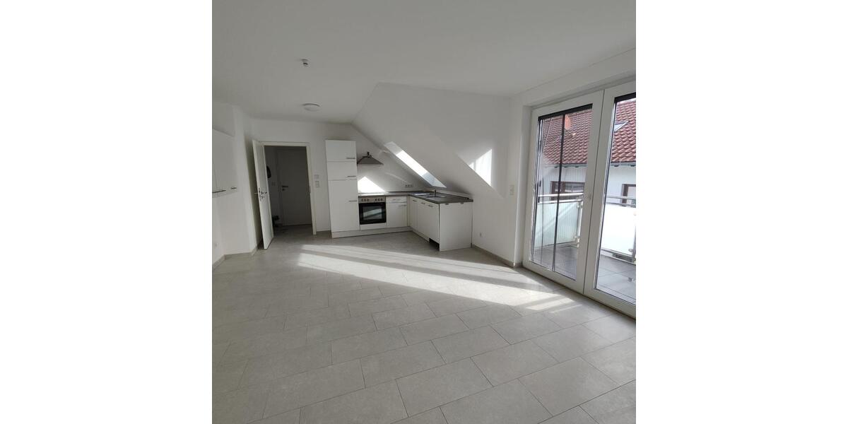 Dachgeschoßwohnung Merzig - 3 Zimmer, 69 m&sup2;, 940&euro; | Angebot:25539808