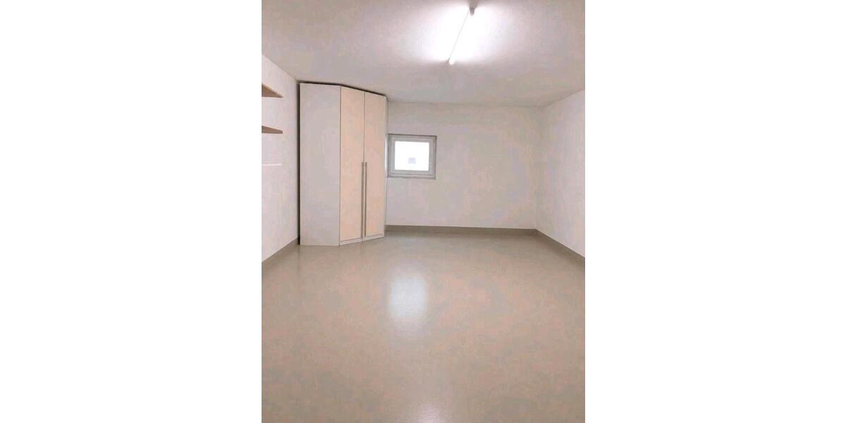 Etagenwohnung Niederalteich - 4 Zimmer, 120 m&sup2;, 1.190&euro; | Angebot:26416456