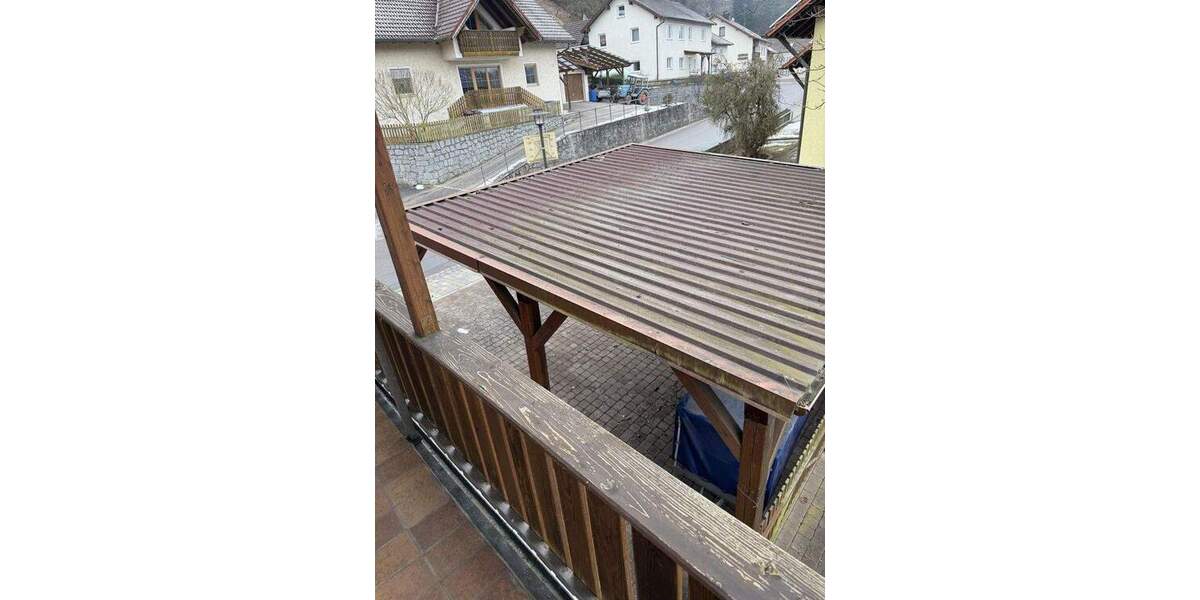 Einfamilienhaus Reichenbach - 8 Zimmer, 249 m&sup2;, 415.000&euro; | Angebot:25364665