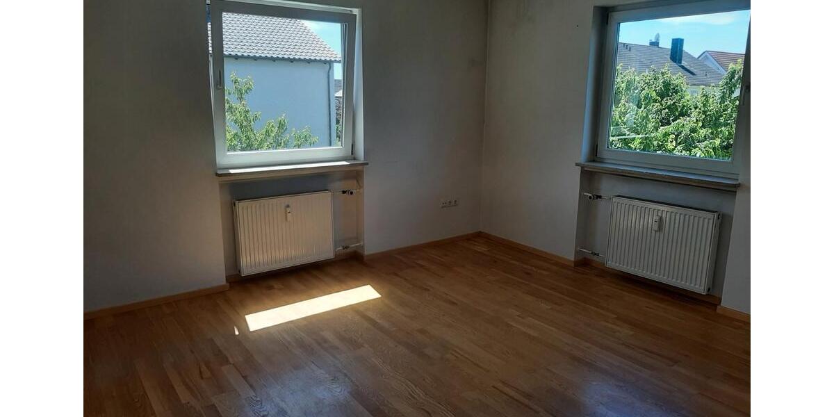Etagenwohnung Haßfurt - 3 Zimmer, 70 m&sup2;, 200.000&euro; | Angebot:26822049