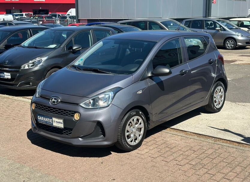 i10