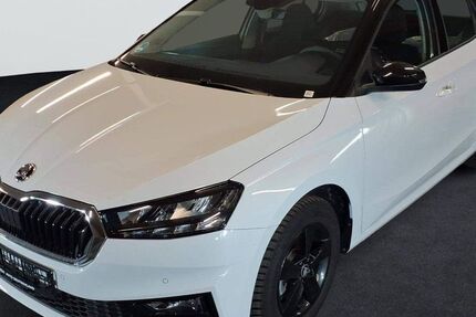 Skoda Fabia 6.584 km 25.890 &euro; Diez 65582