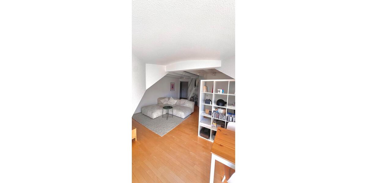 Dachgeschoßwohnung Trossingen - 3.5 Zimmer, 70 m&sup2;, 800&euro; | Angebot:26253130