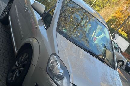 Opel Zafira 198.999 km 2.599 € Duisburg 47169