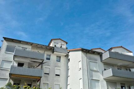 3 Zimmer Erdgeschosswohnung mit Terrasse und Garten 3 zimmer